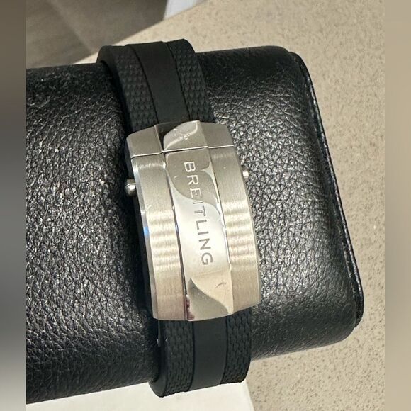 Breitling Superocean Automatic 44mm - Picture 10 of 11